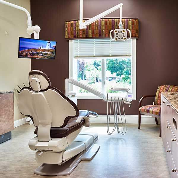 Digital Flat Screen Monitors at Arrowhead Dental