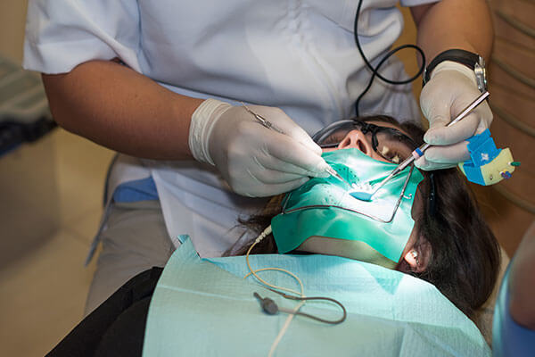 Endodontic or Apical Surgery in RI